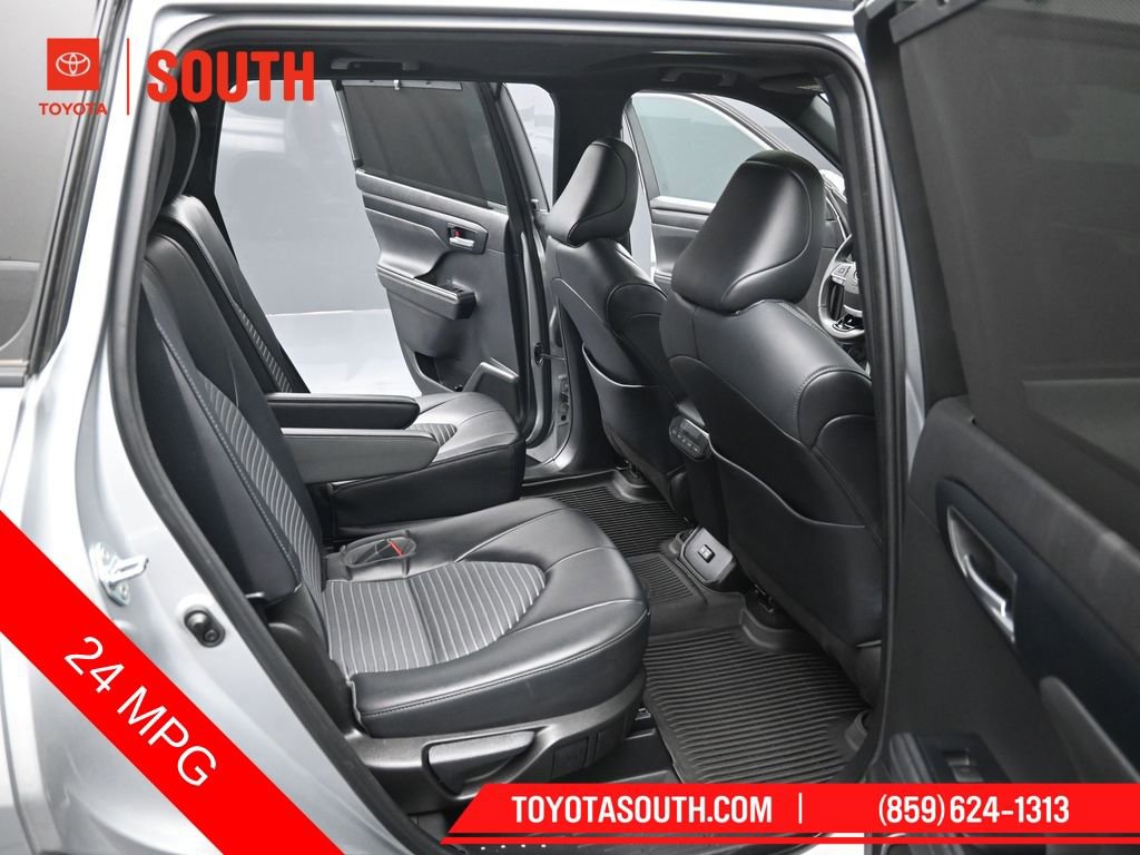 Used 2023 Toyota Highlander XSE image 34