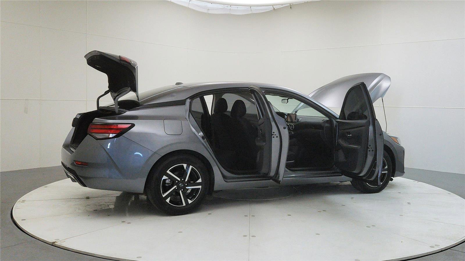 Used 2024 Nissan Sentra SV image 12