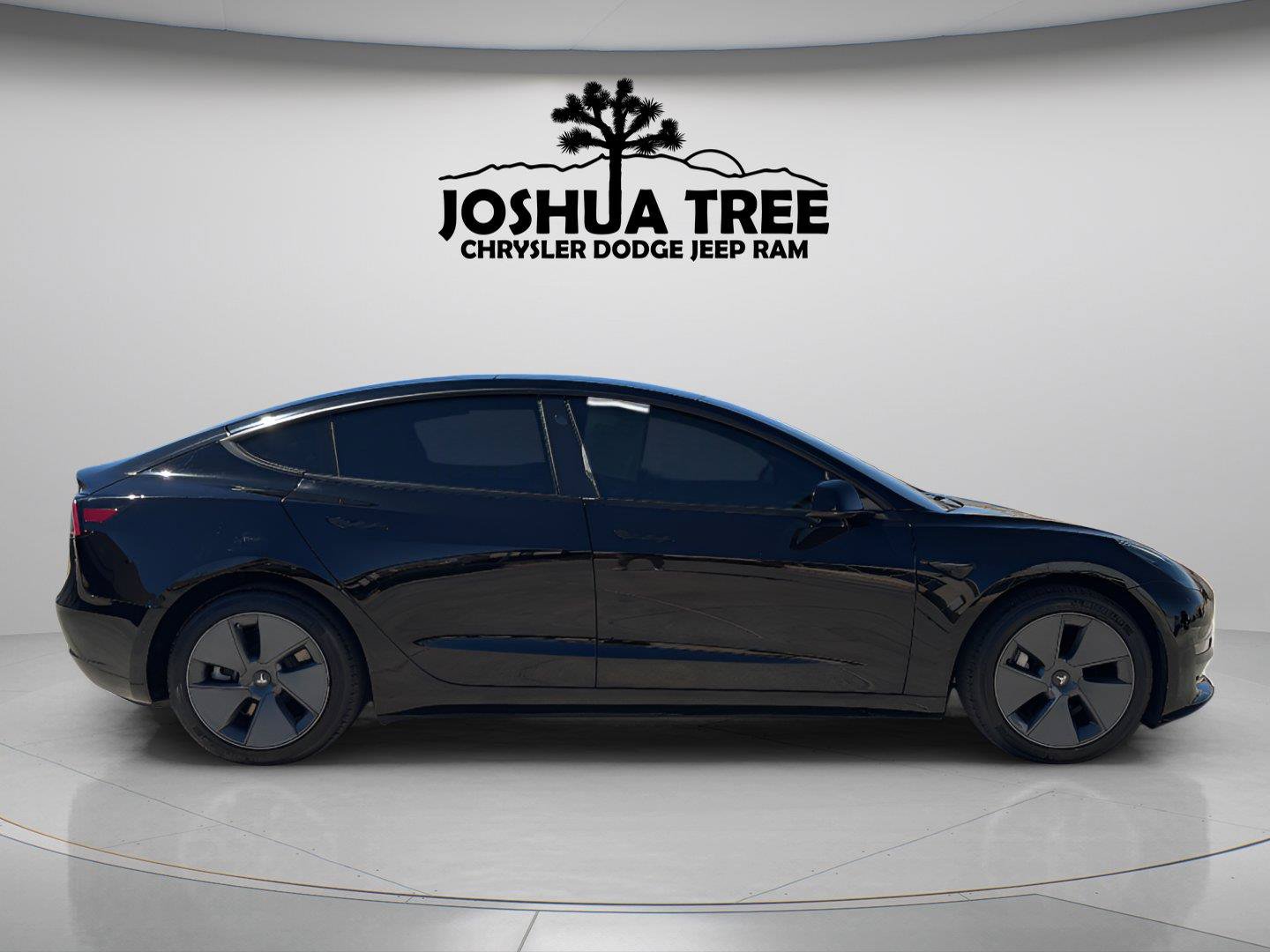 Used 2022 Tesla Model 3 RWD image 8