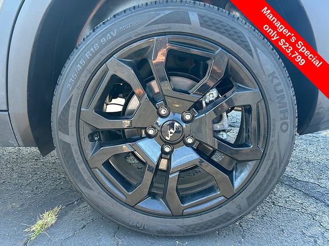 Certified 2024 Kia Seltos X-Line image 23