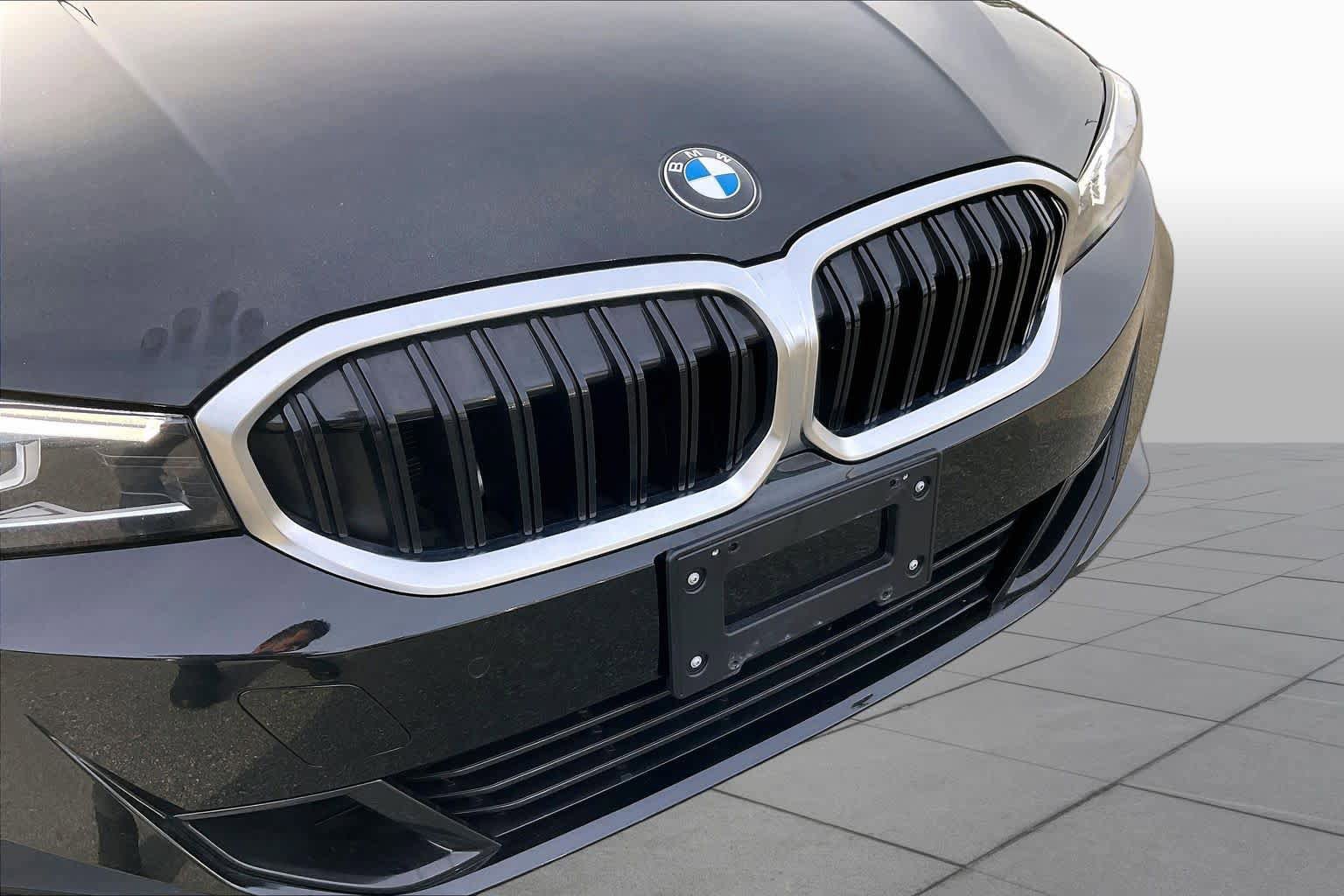 Certified 2023 BMW 330i xDrive Sedan w/ Driving Assistance Package AWD/4WD image 30
