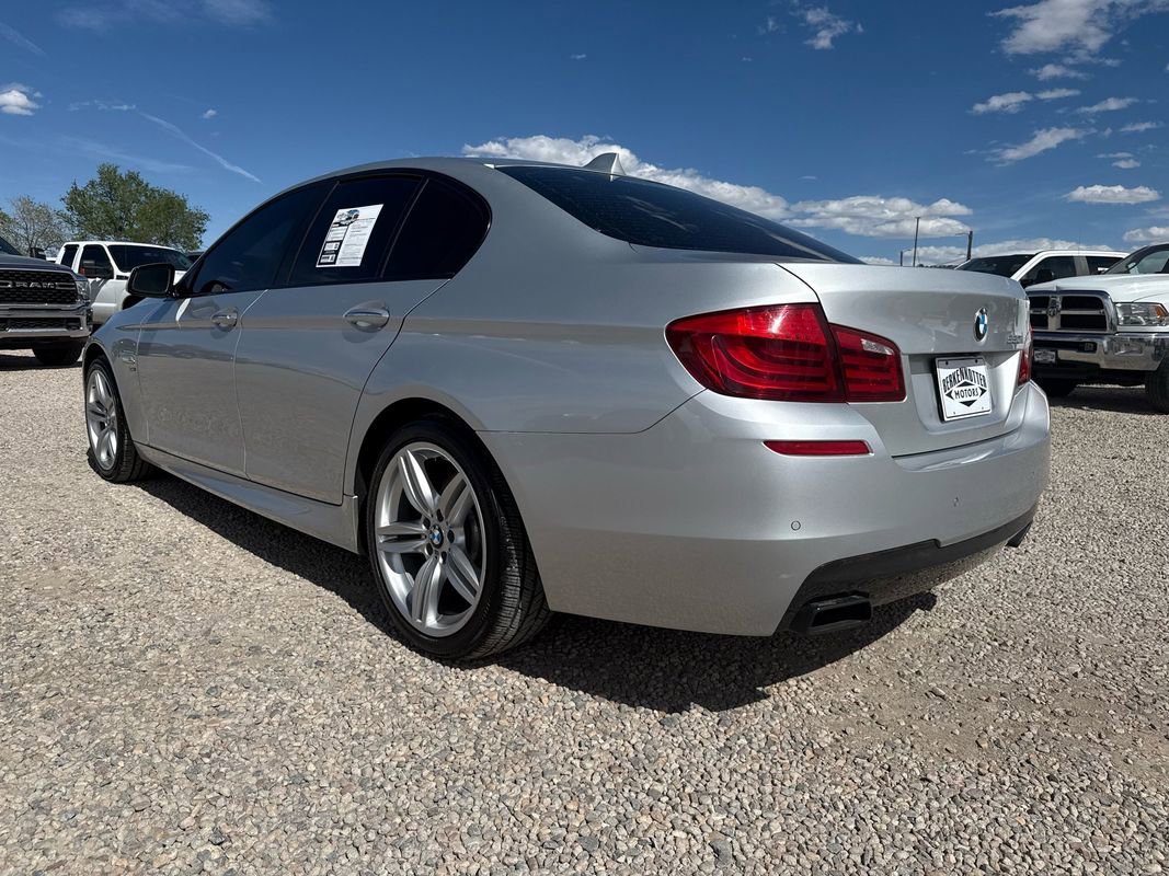 Used 2012 BMW 550i xDrive Sedan image 8