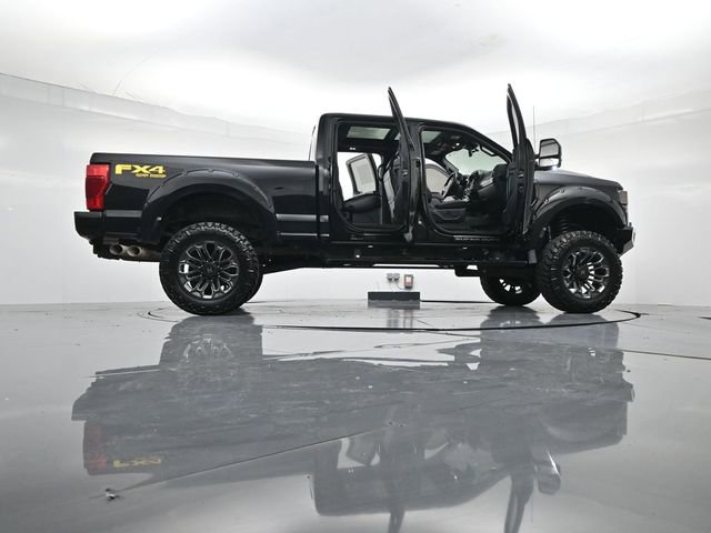 Used 2022 Ford F250 Lariat w/ Black Appearance Package image 51