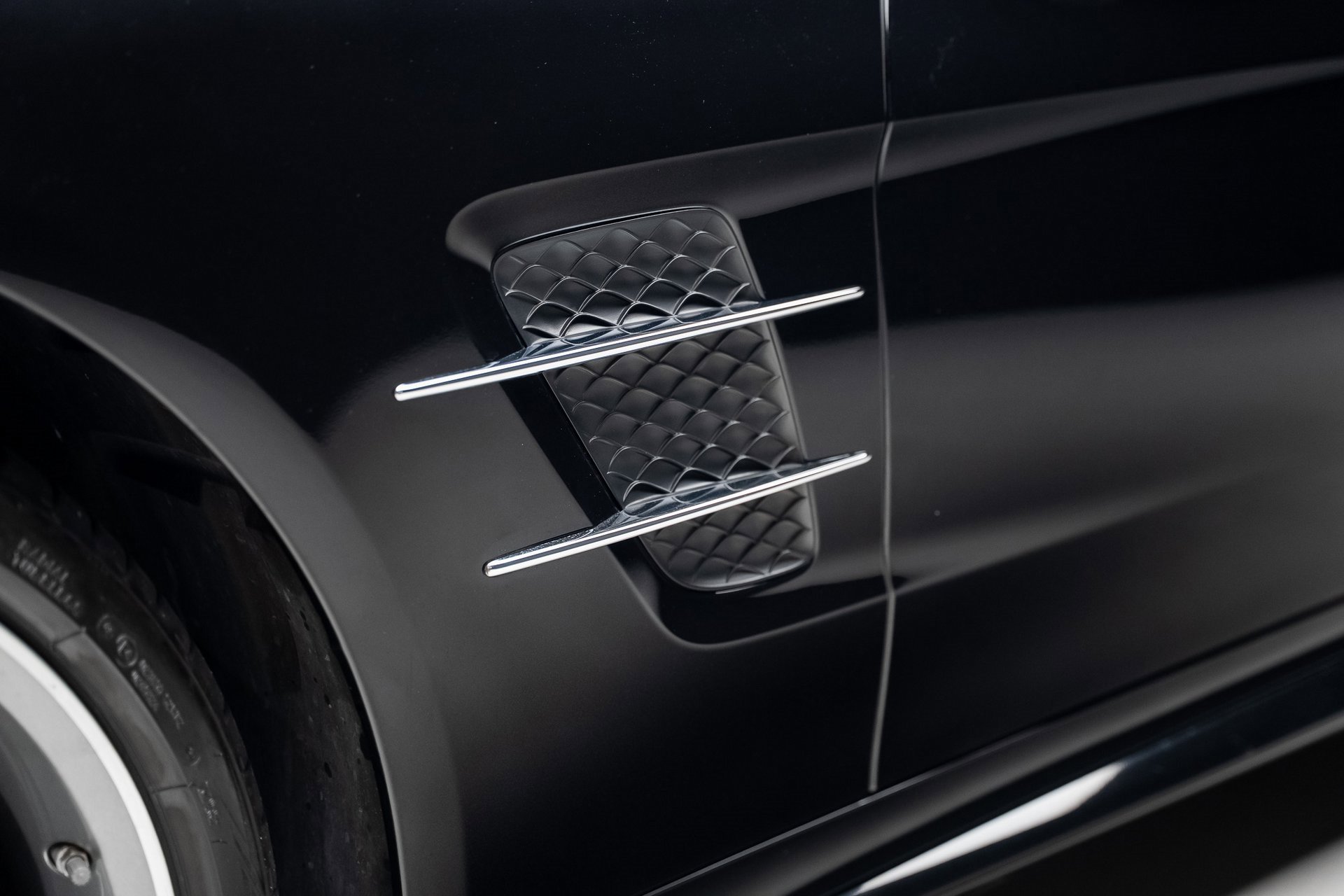 Used 2019 Mercedes-Benz SL 550 image 26