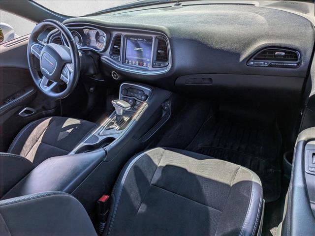 Used 2017 Dodge Challenger R/T Scat Pack w/ Leather Interior Group image 19