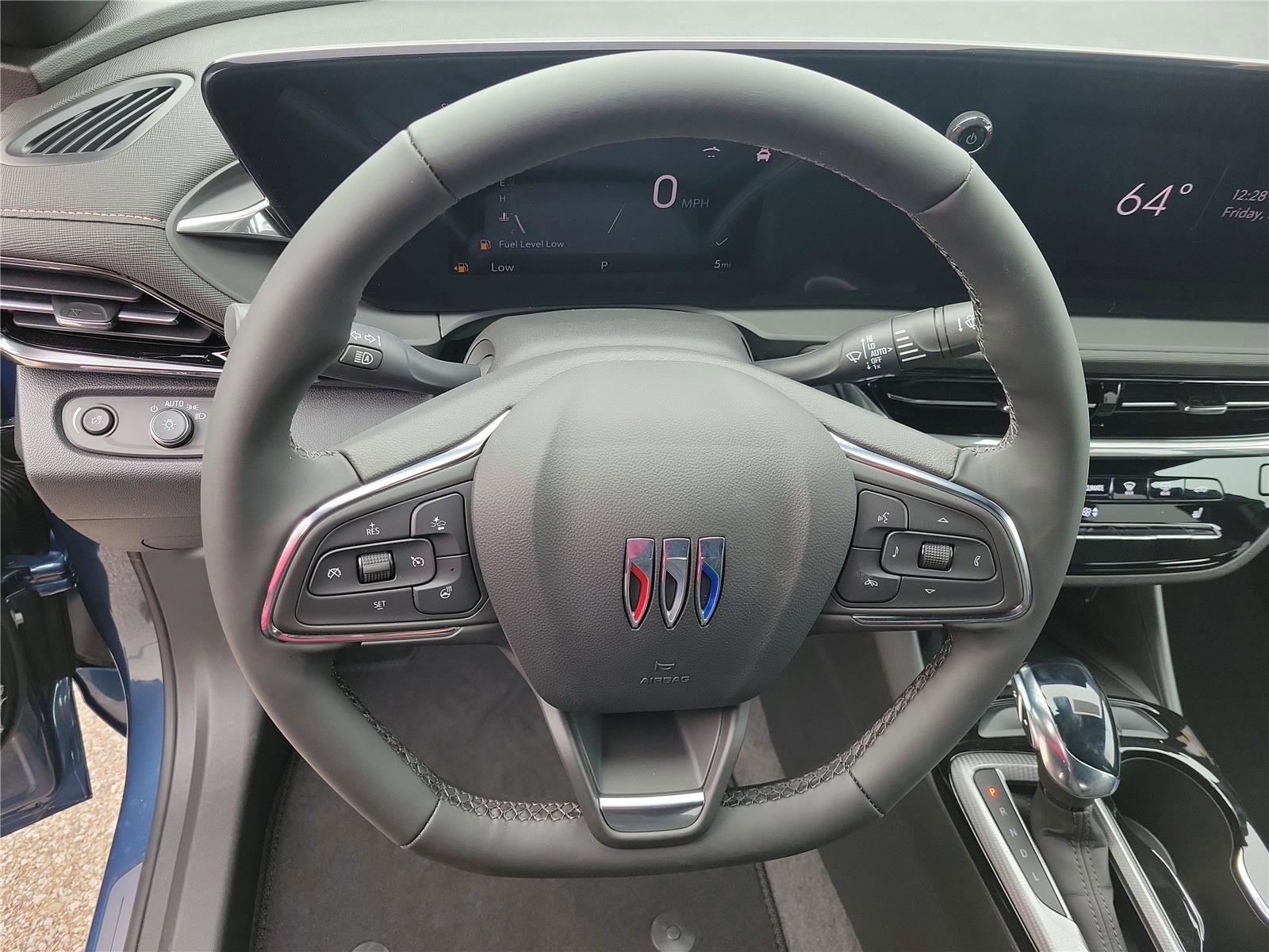 New 2026 Buick Envista Avenir image 22