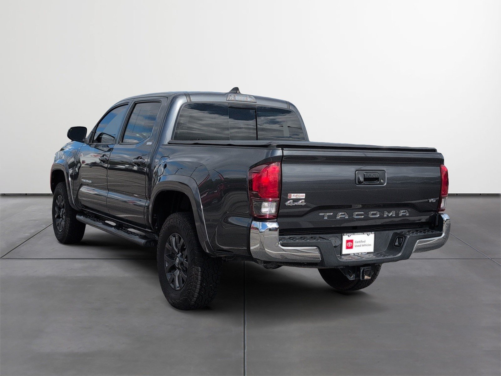 Certified 2020 Toyota Tacoma SR5 AWD/4WD image 4