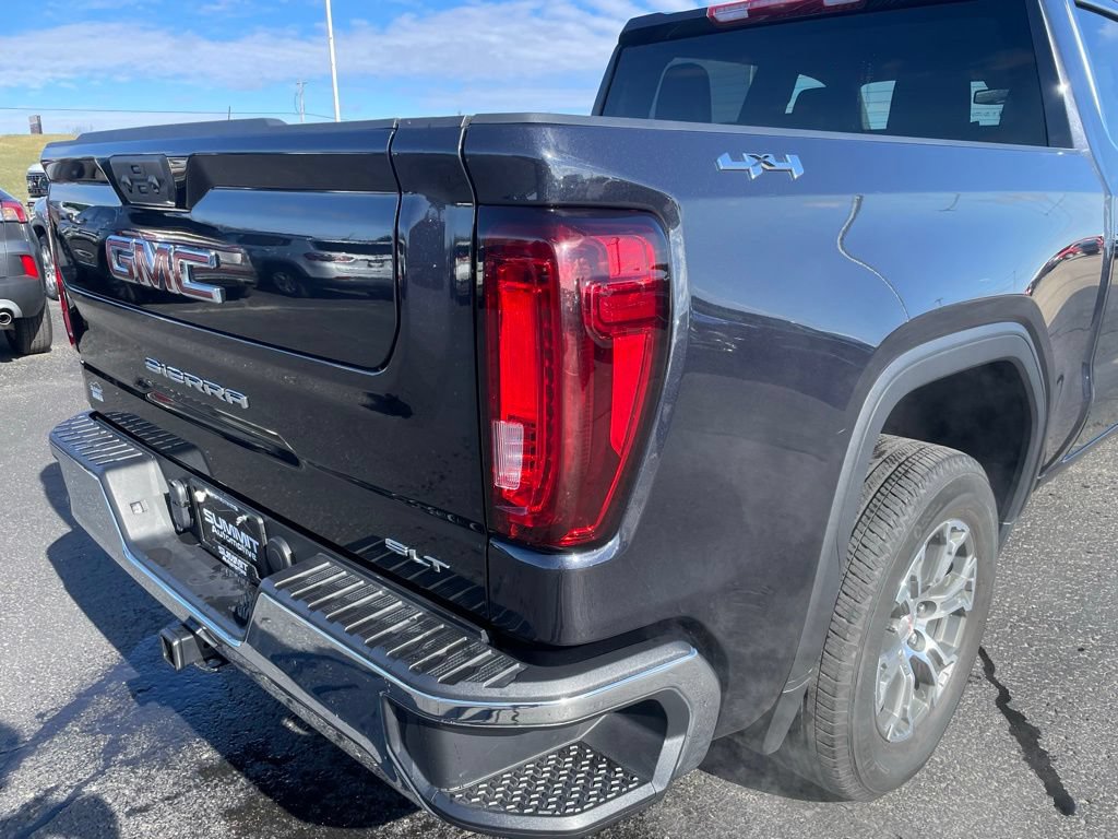Used 2025 GMC Sierra 1500 SLT AWD/4WD image 30