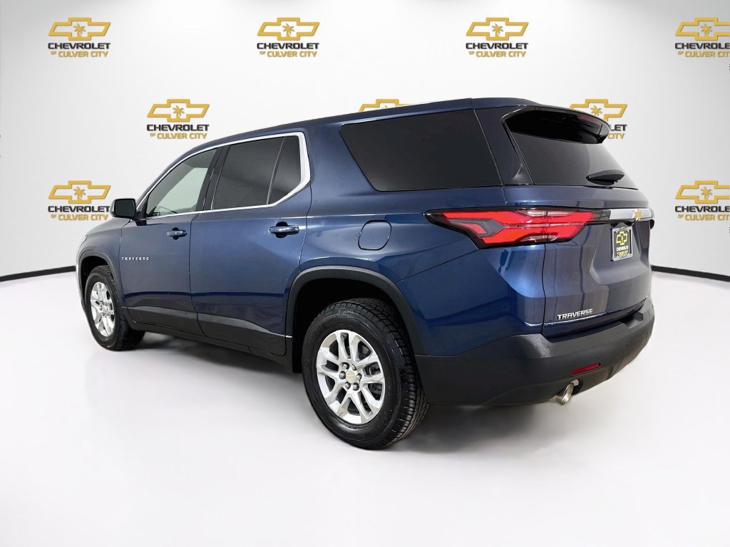 Used 2022 Chevrolet Traverse LS w/ LPO, Cargo Package FWD image 6