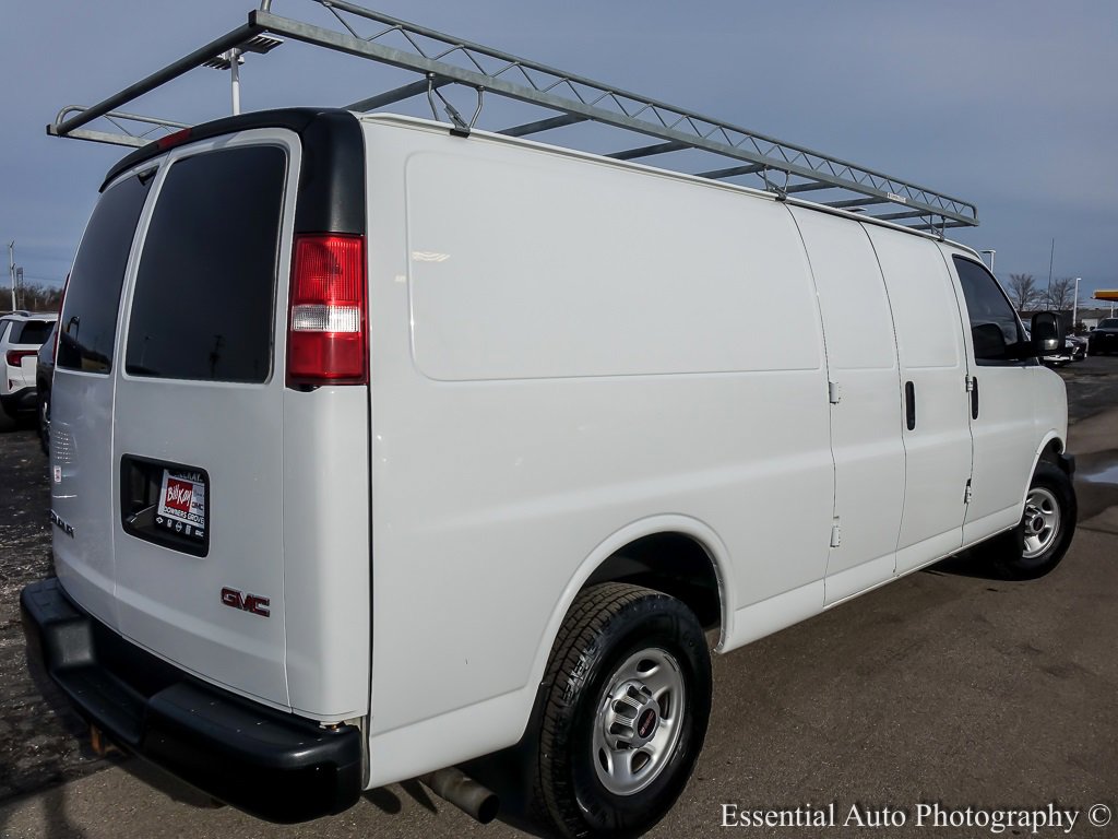 Used 2018 GMC Savana 3500 Extended w/ Driver Convenience Package image 8