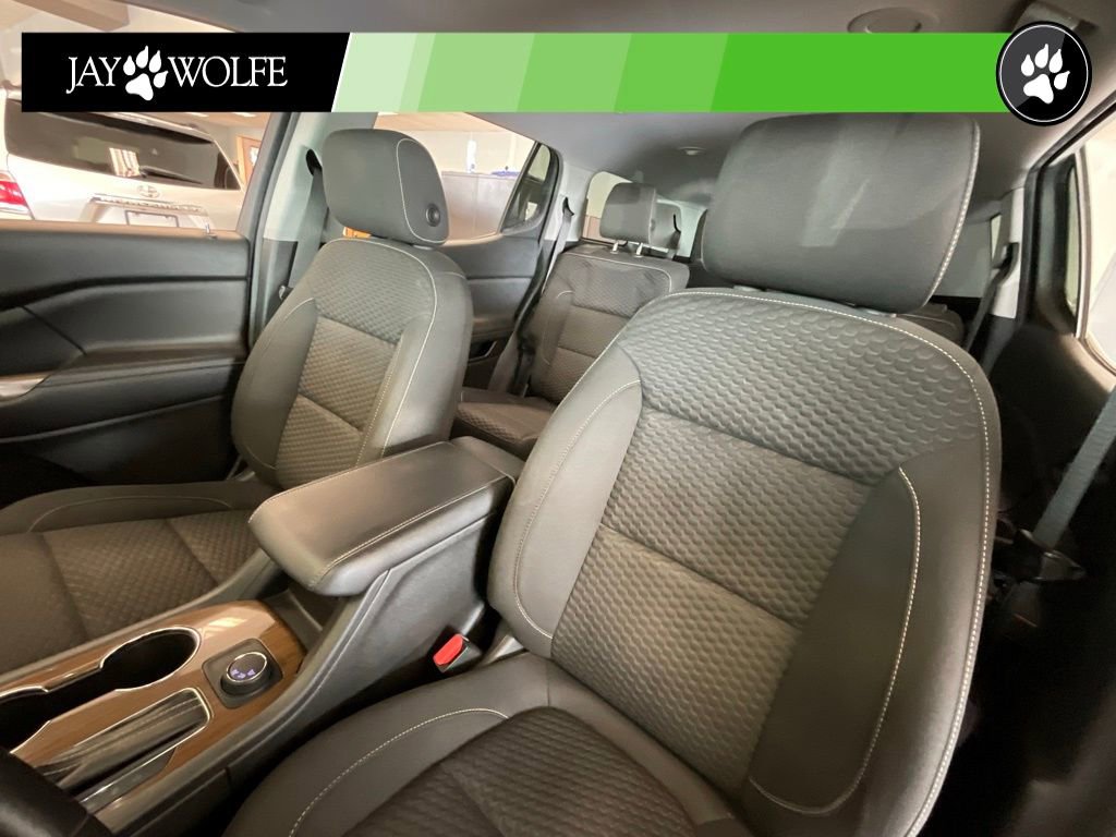 Used 2018 GMC Acadia SLE FWD image 10