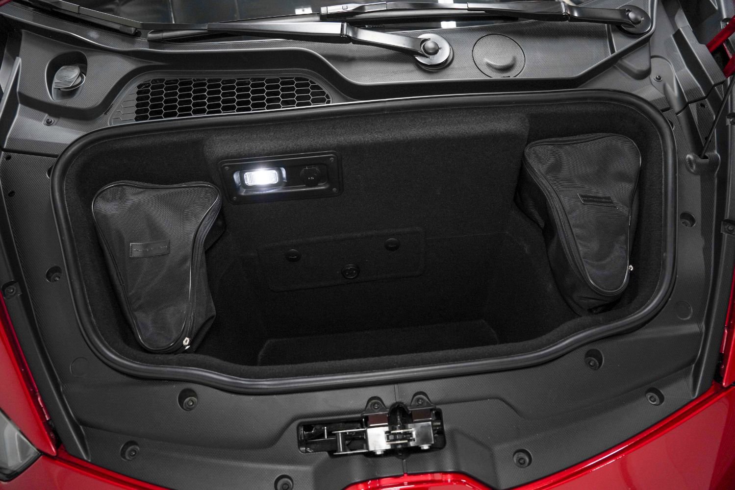 Used 2021 Lamborghini Huracan EVO image 46