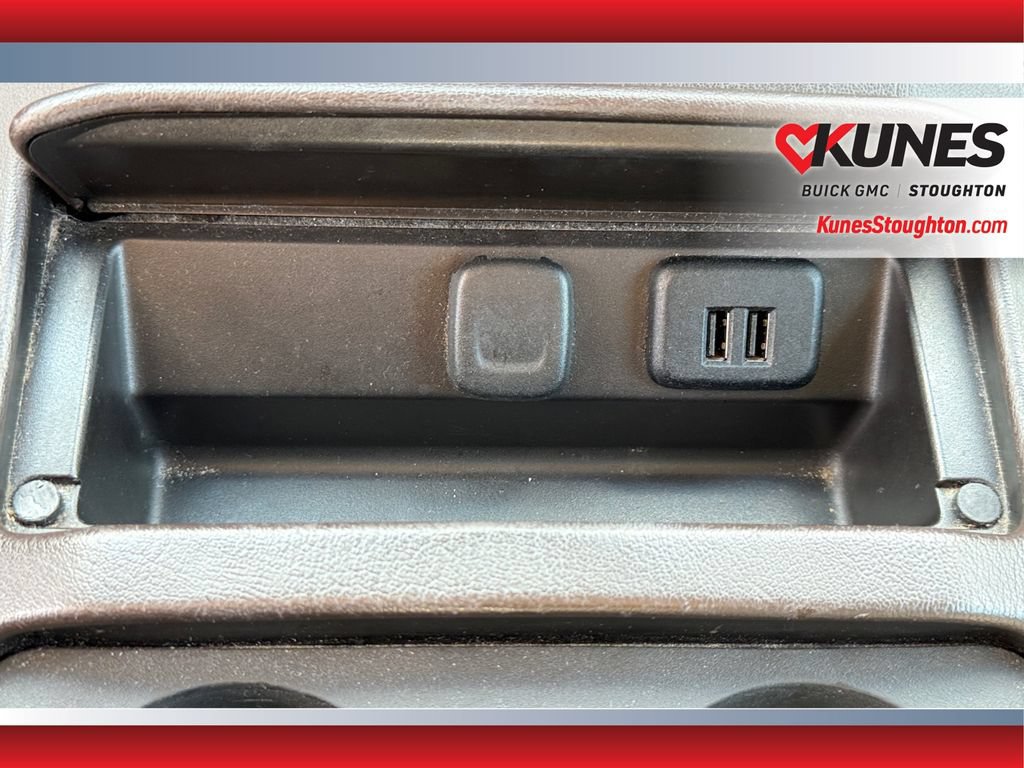 Used 2015 Chevrolet Suburban LTZ AWD/4WD image 33