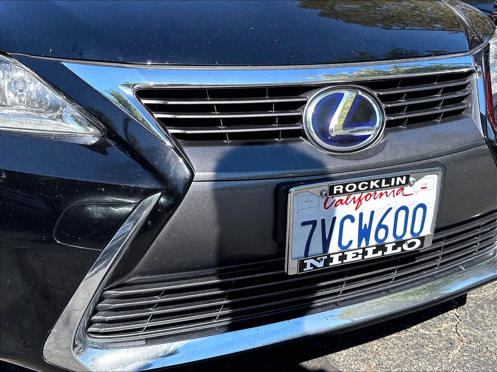 Used 2016 Lexus CT 200h w/ Accessory Package 2 FWD image 32
