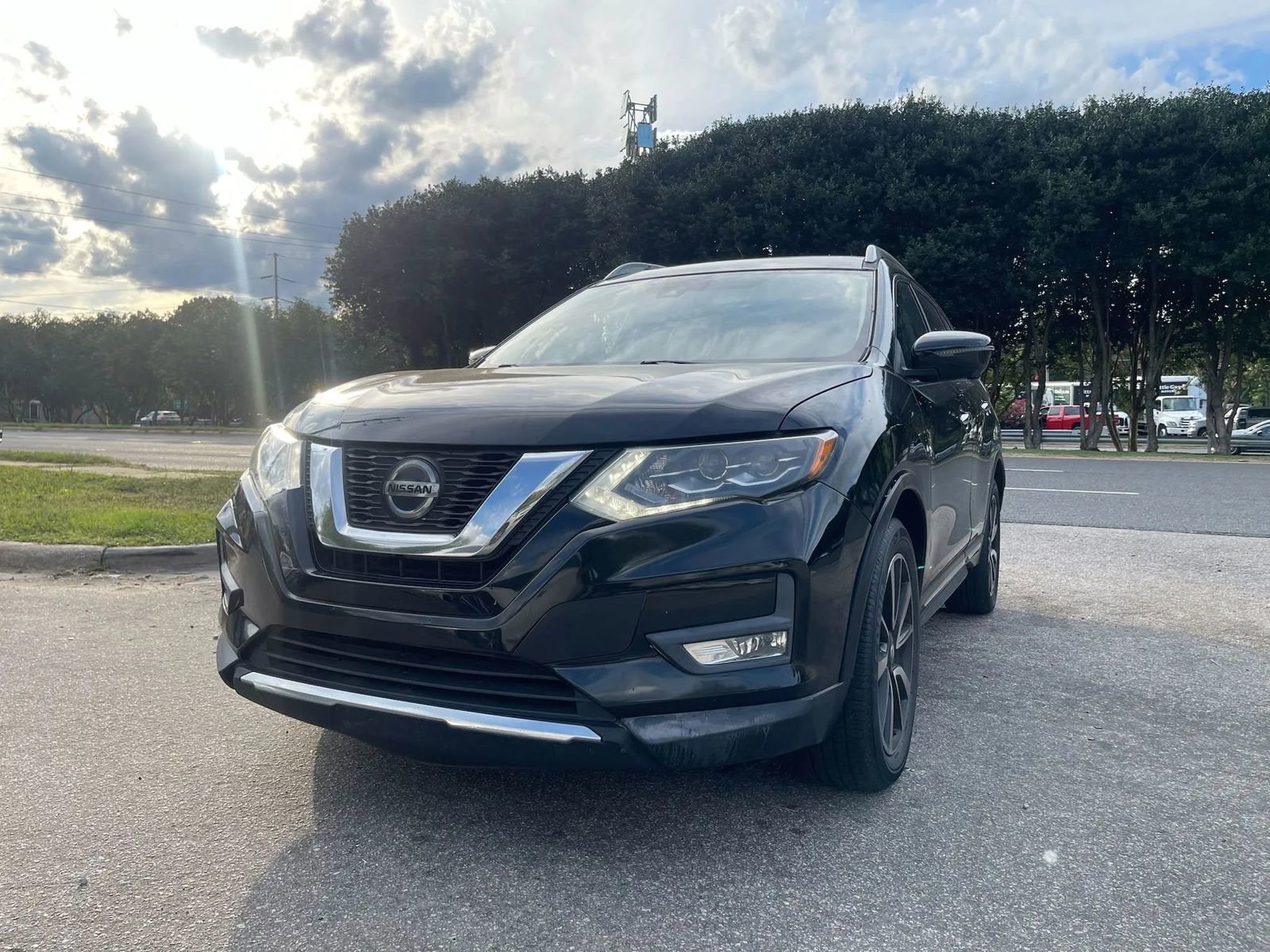 Used 2019 Nissan Rogue Sport S FWD image 5