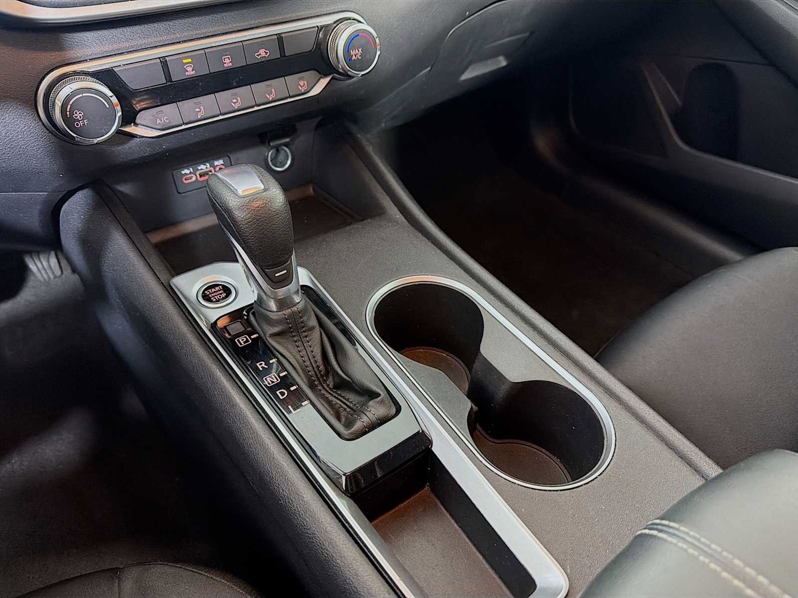 Used 2022 Nissan Altima 2.5 SV image 14