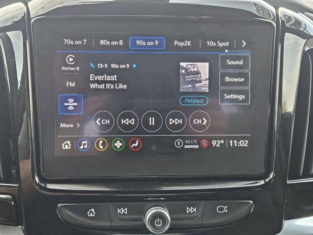 Used 2023 Chevrolet Traverse LT image 50