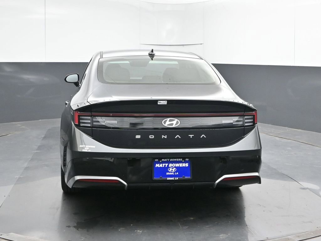 New 2026 Hyundai Sonata SEL FWD image 4