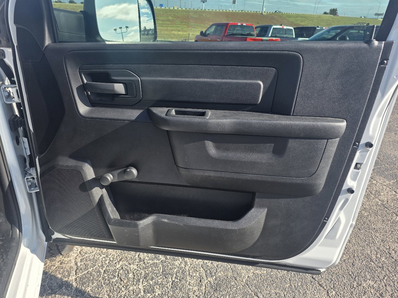 Used 2022 RAM 3500 Tradesman image 12