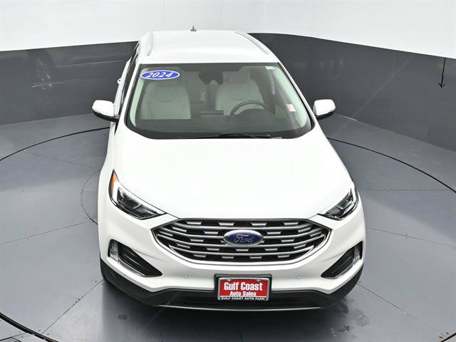 Certified 2024 Ford Edge Titanium AWD/4WD image 35