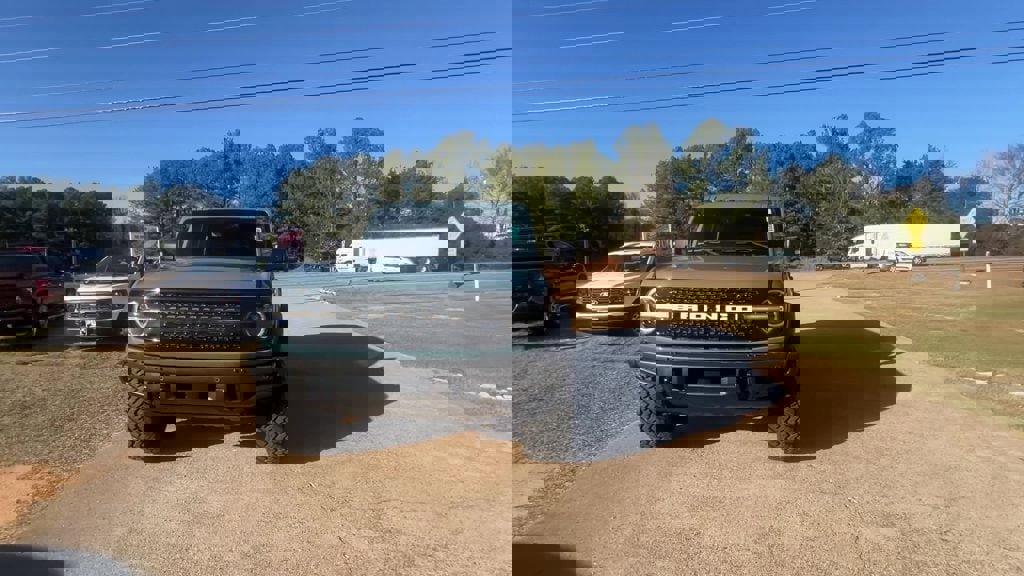 Used 2022 Ford Bronco Wildtrak image 9