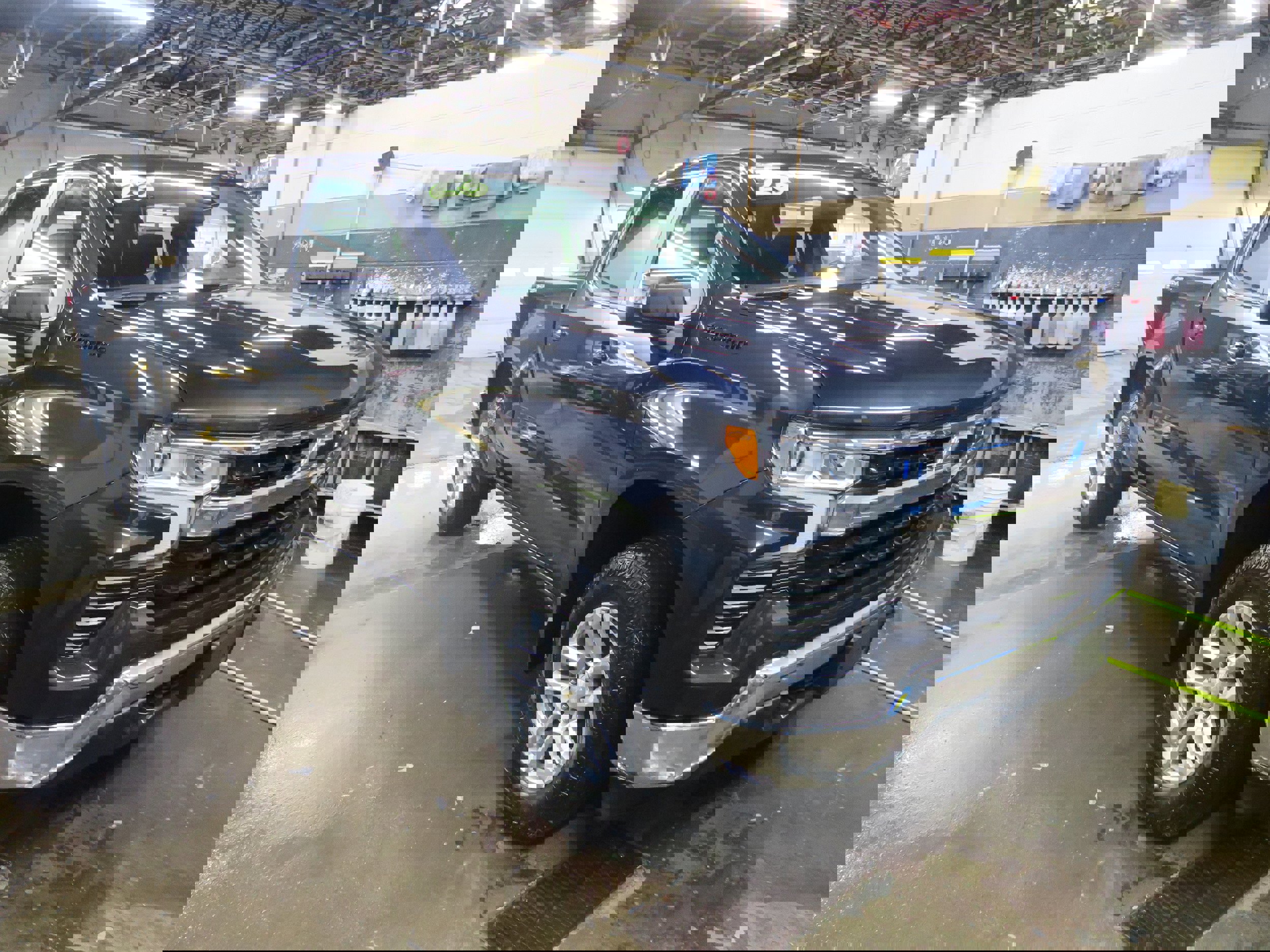 Used 2023 Chevrolet Silverado 1500 LT image 1