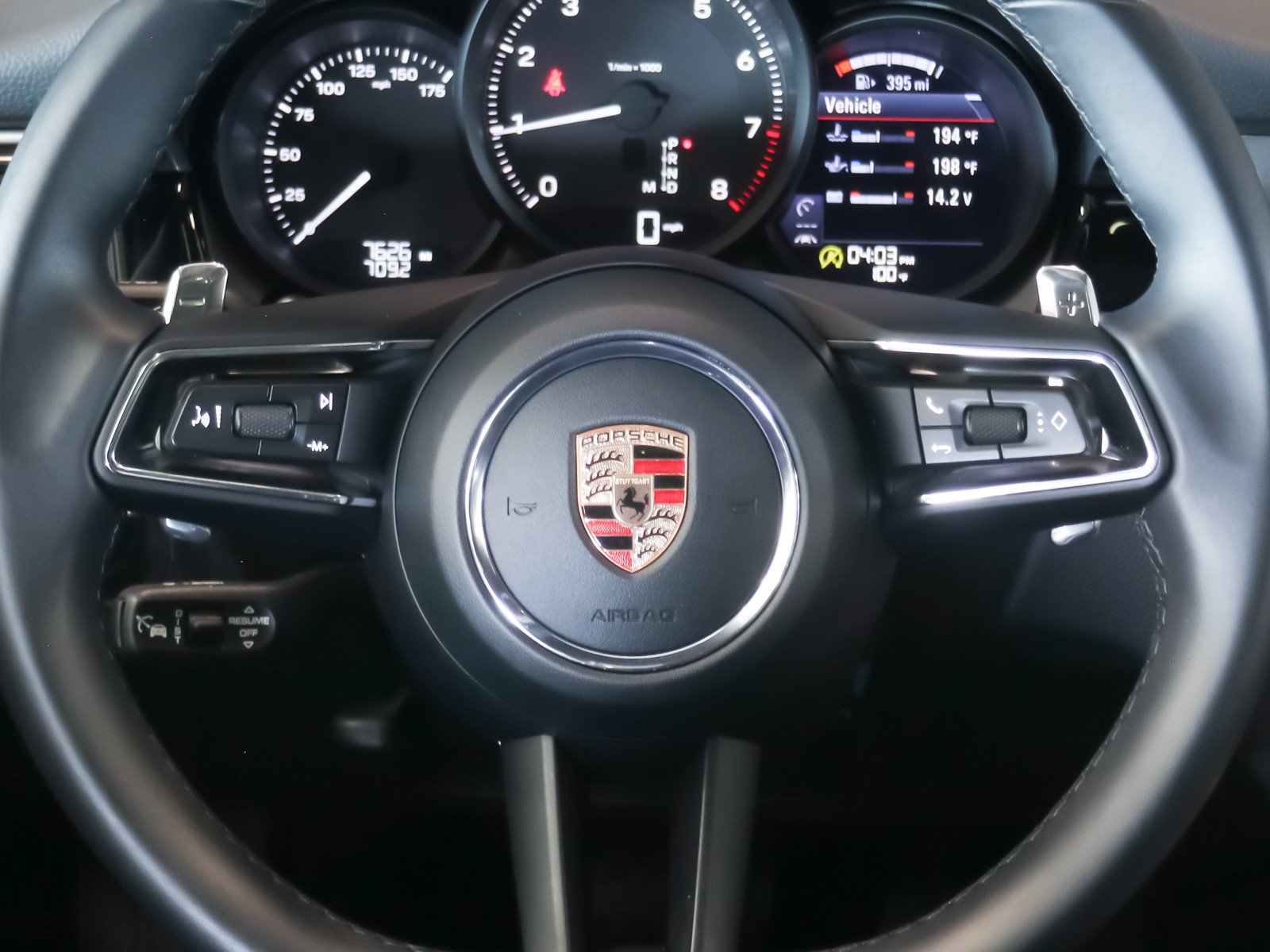 Used 2026 Porsche Macan AWD/4WD image 17