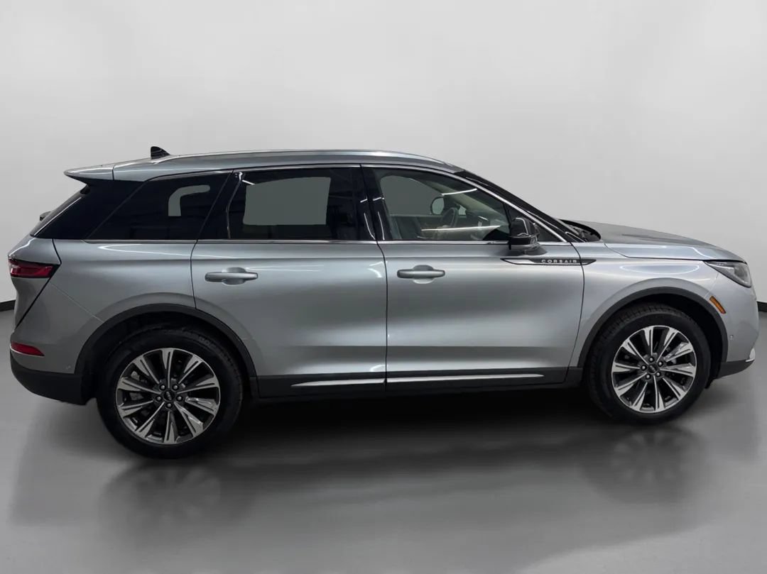 Used 2021 Lincoln Corsair Reserve w/ Equipment Group 201A AWD/4WD image 11