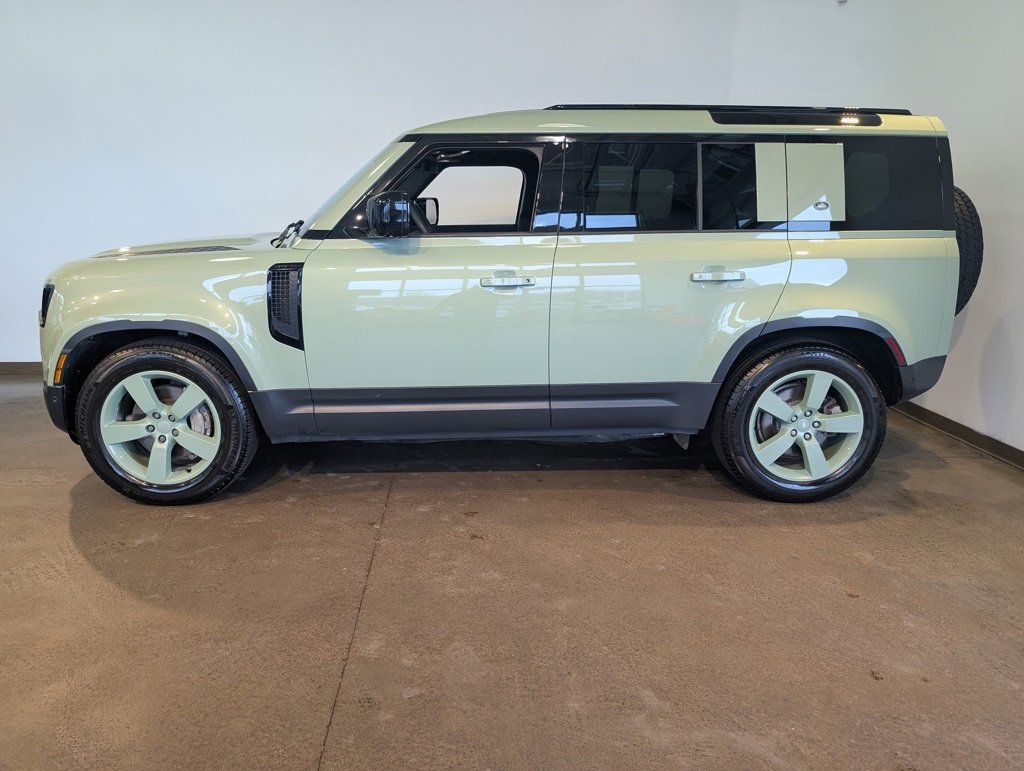 Used 2023 Land Rover Defender 110 75th Limited Edition image 3