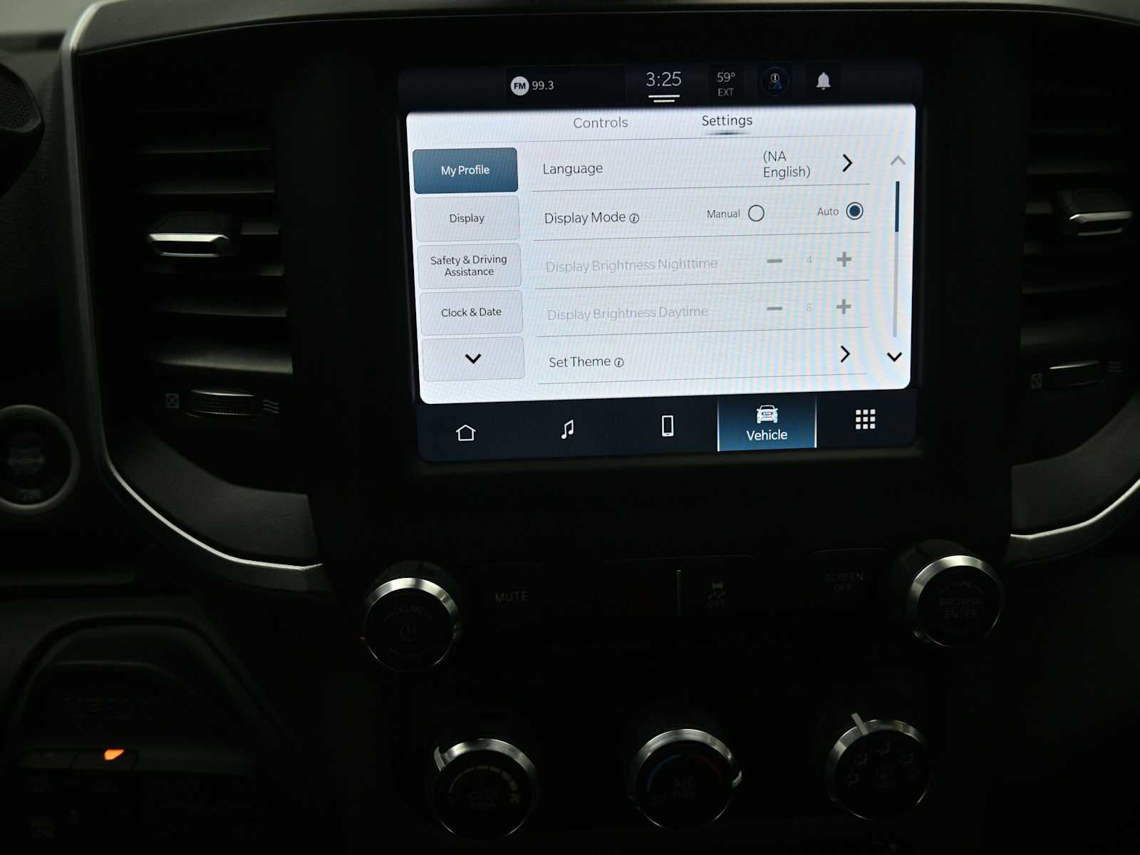 Used 2024 RAM 3500 Big Horn image 17