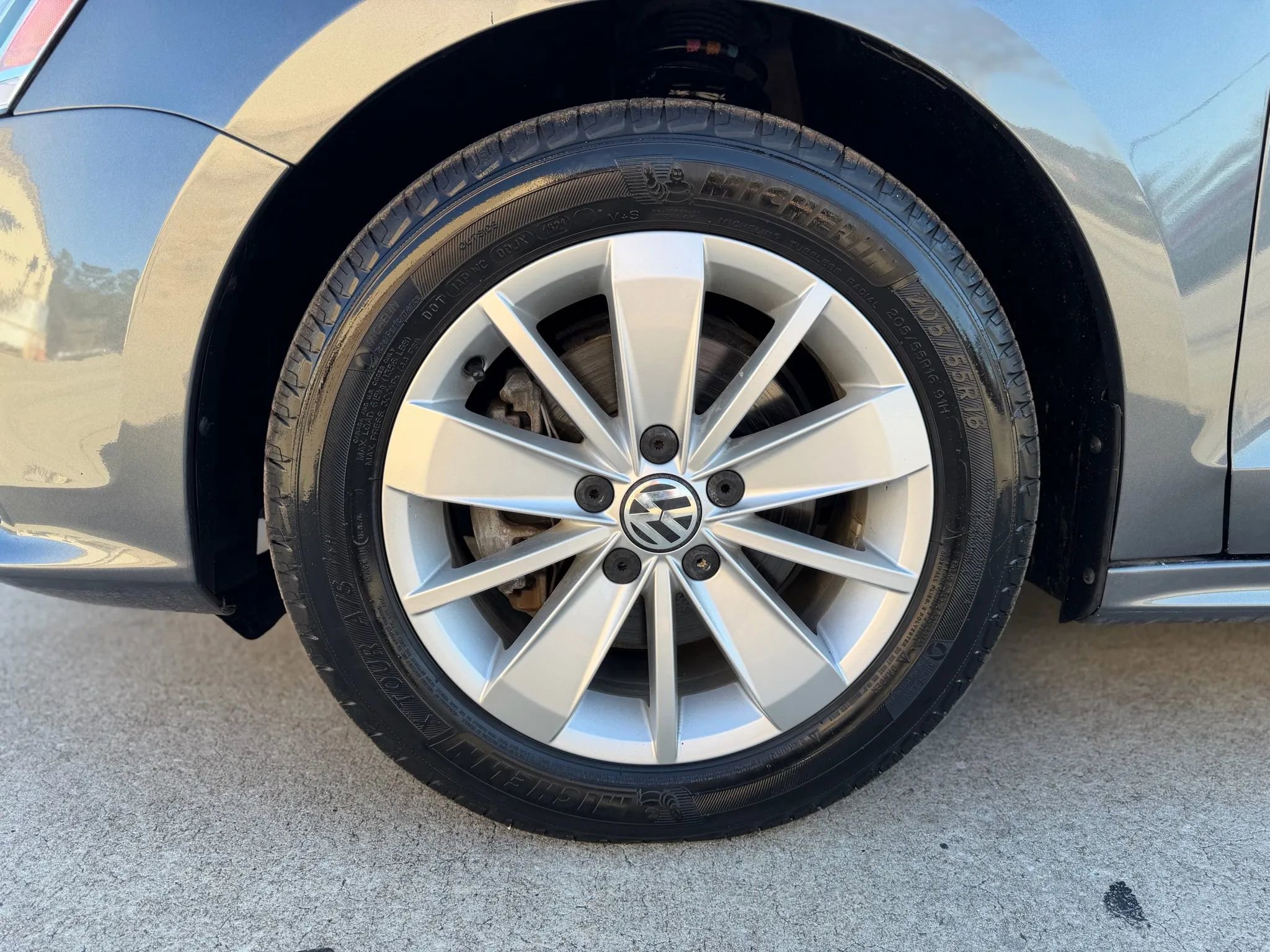 Used 2016 Volkswagen Jetta SE image 40