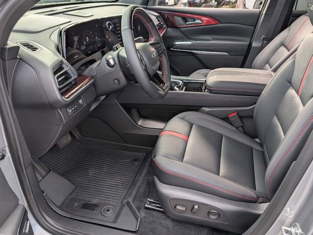 Used 2026 Chevrolet Traverse RS image 7