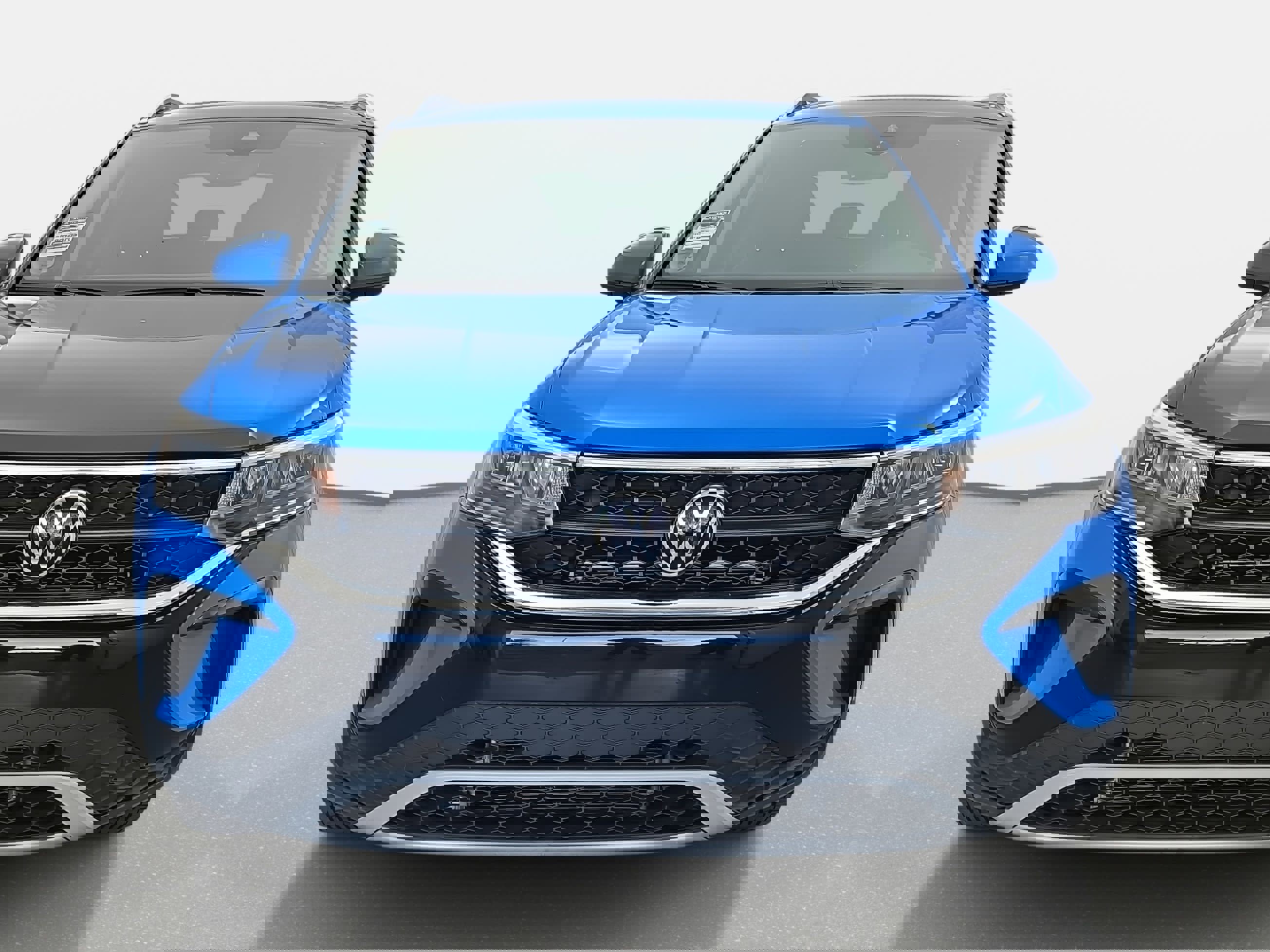 Certified 2023 Volkswagen Taos SE w/ Panoramic Sunroof Package image 8