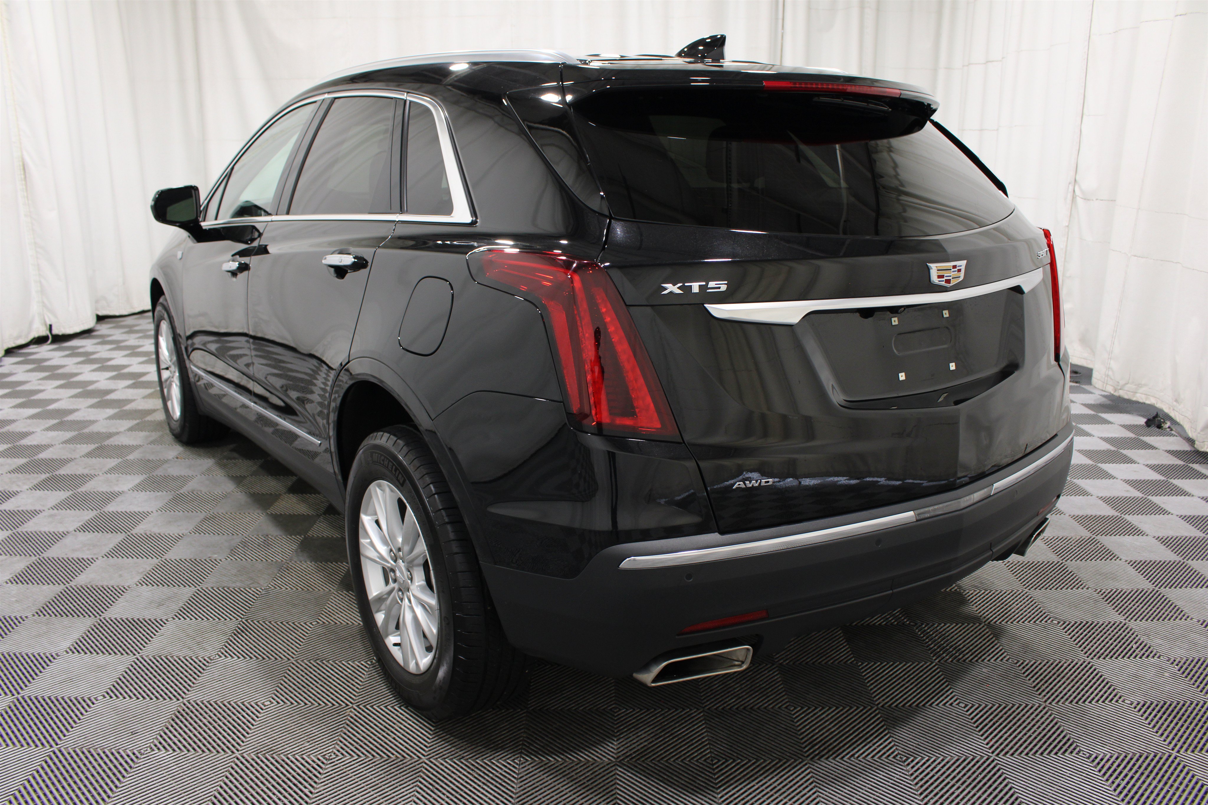 Certified 2023 Cadillac XT5 Luxury AWD/4WD image 36