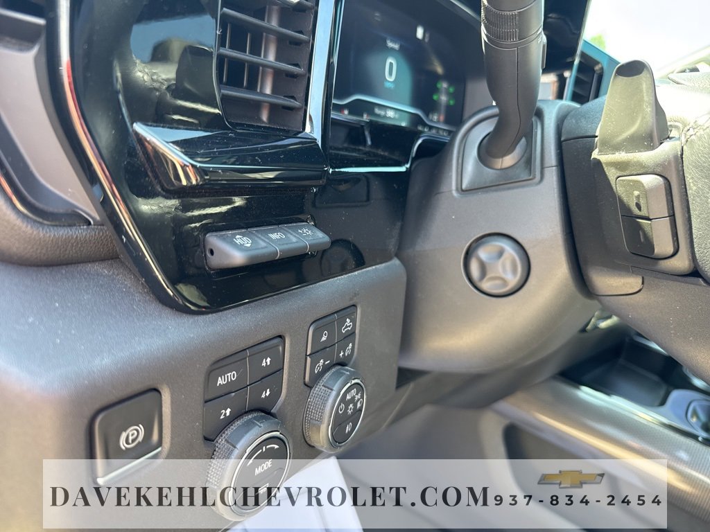 Used 2022 Chevrolet Silverado 1500 ZR2 w/ Technology Package image 13