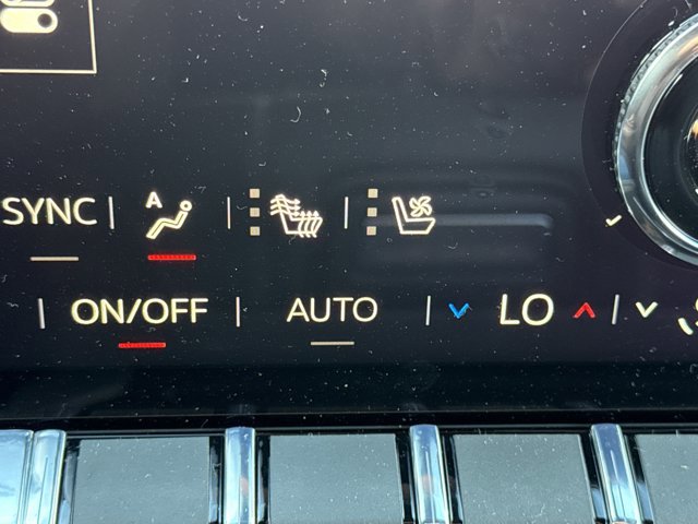 New 2026 GMC Yukon XL Denali w/ Denali Reserve Package image 22