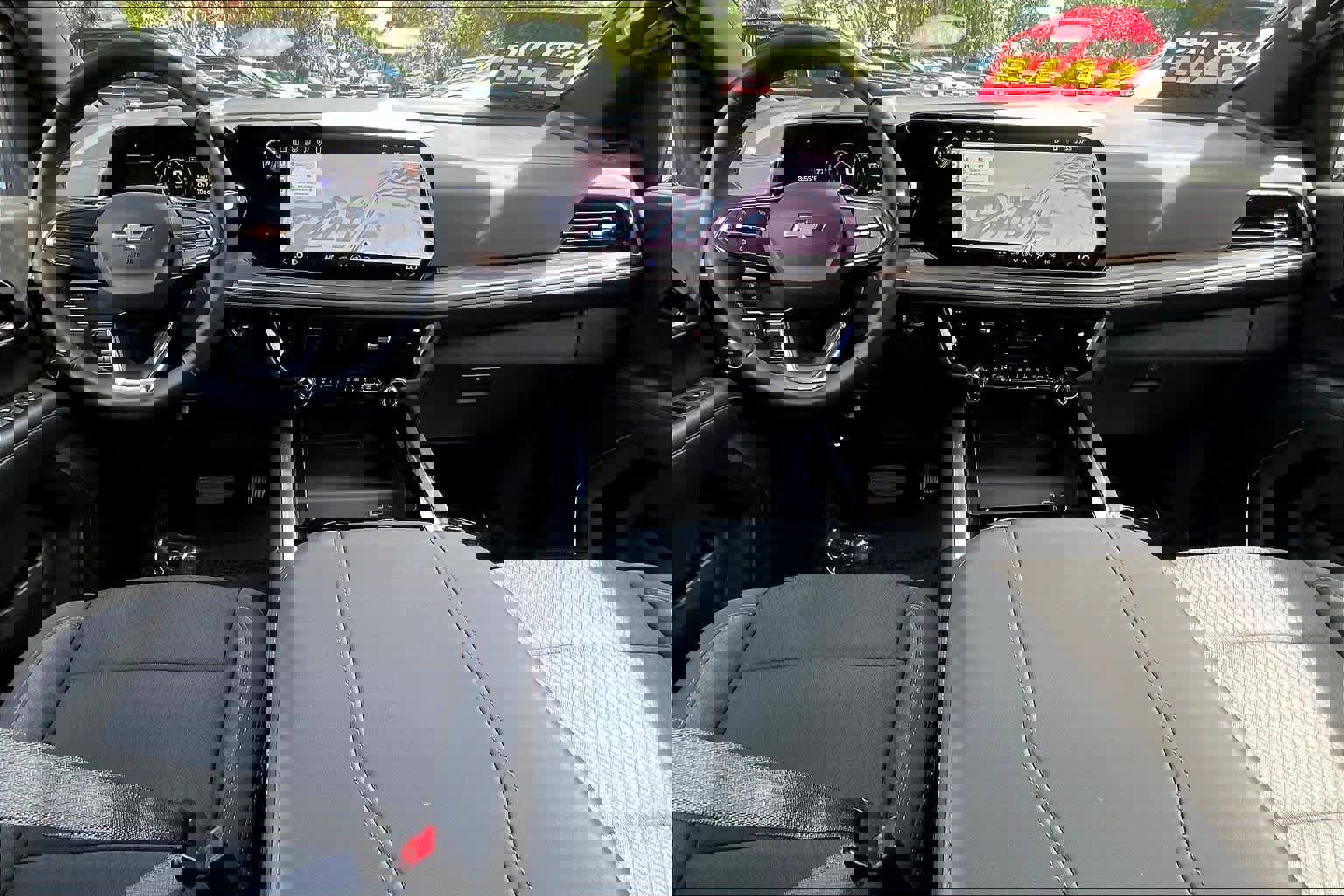 Certified 2025 Chevrolet Tahoe LS RWD image 15