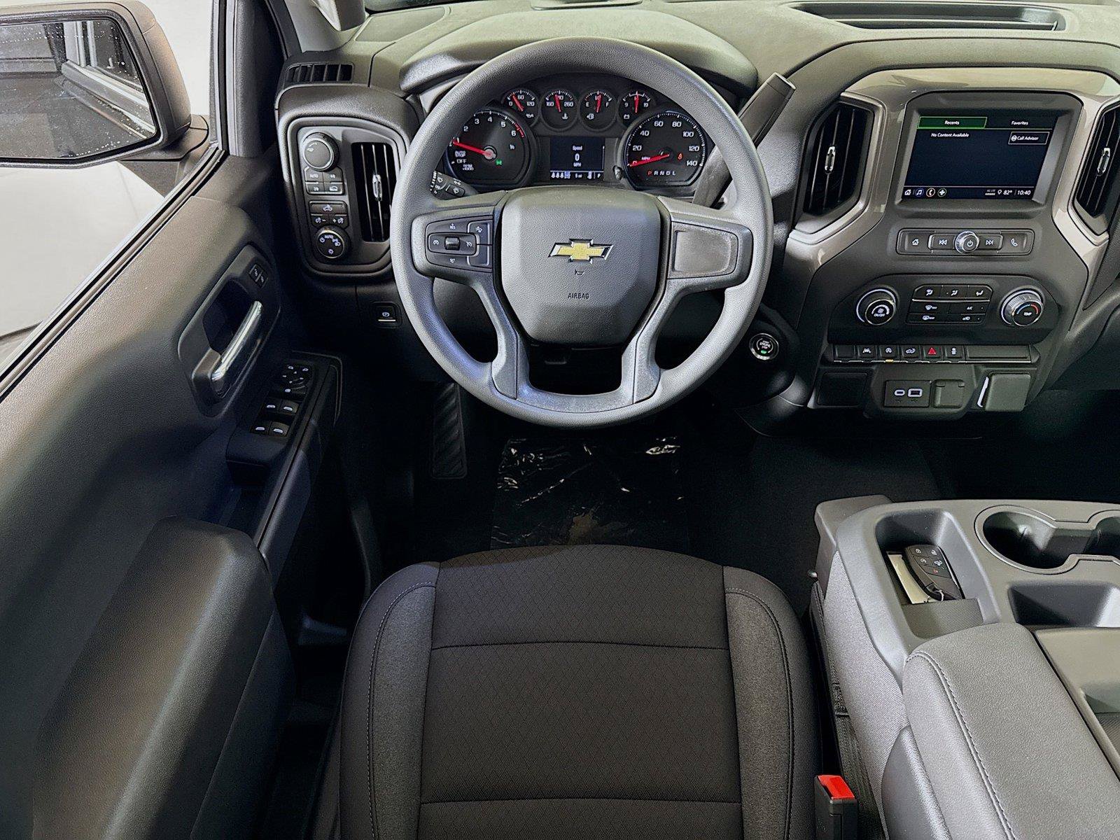 New 2026 Chevrolet Silverado 1500 Custom w/ Turbomax Blackout Package AWD/4WD image 15