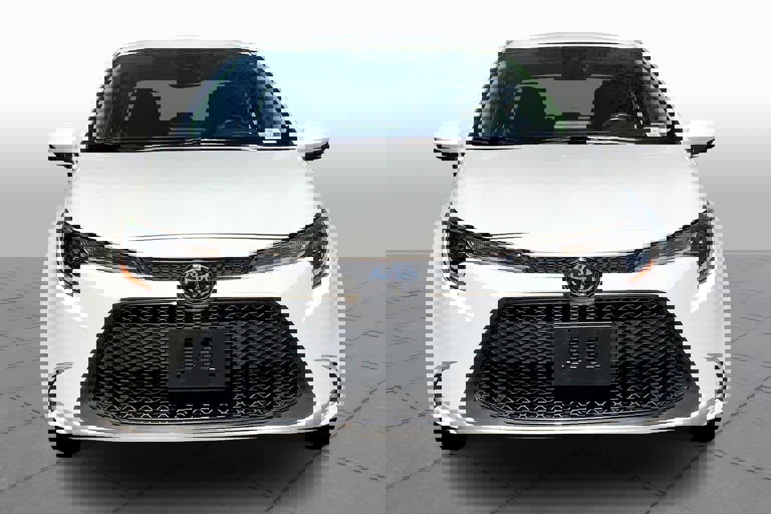 Used 2022 Toyota Corolla LE image 4