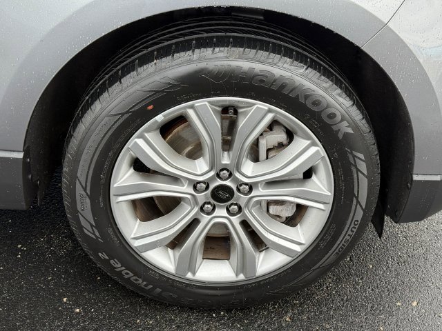 Certified 2024 Ford Edge Titanium AWD/4WD image 9
