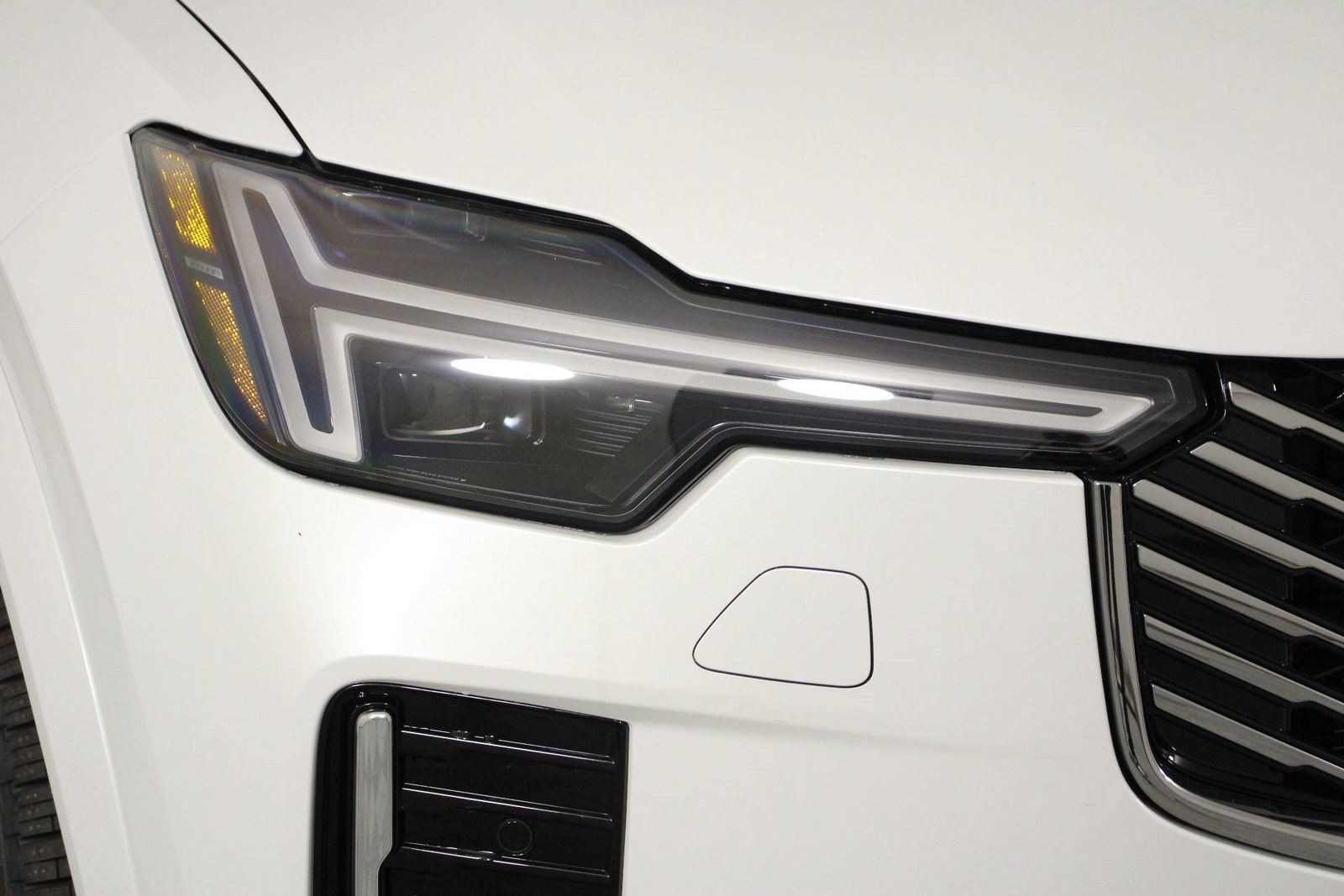New 2026 Volvo XC90 B6 Plus AWD/4WD image 14
