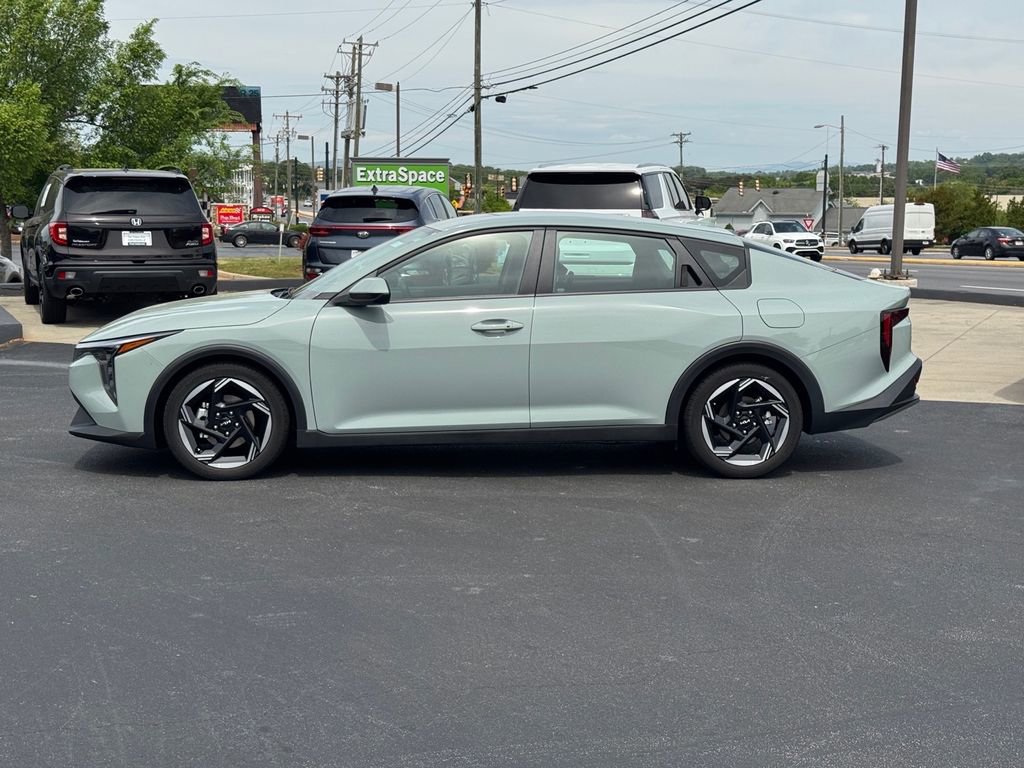 Certified 2025 Kia K4 EX image 6