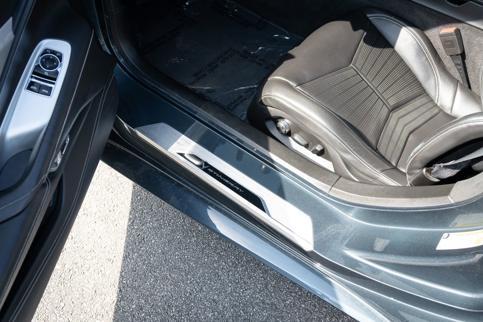 Used 2020 Chevrolet Corvette Stingray Premium Cpe w/ 3LT Preferred Equipment Group image 38