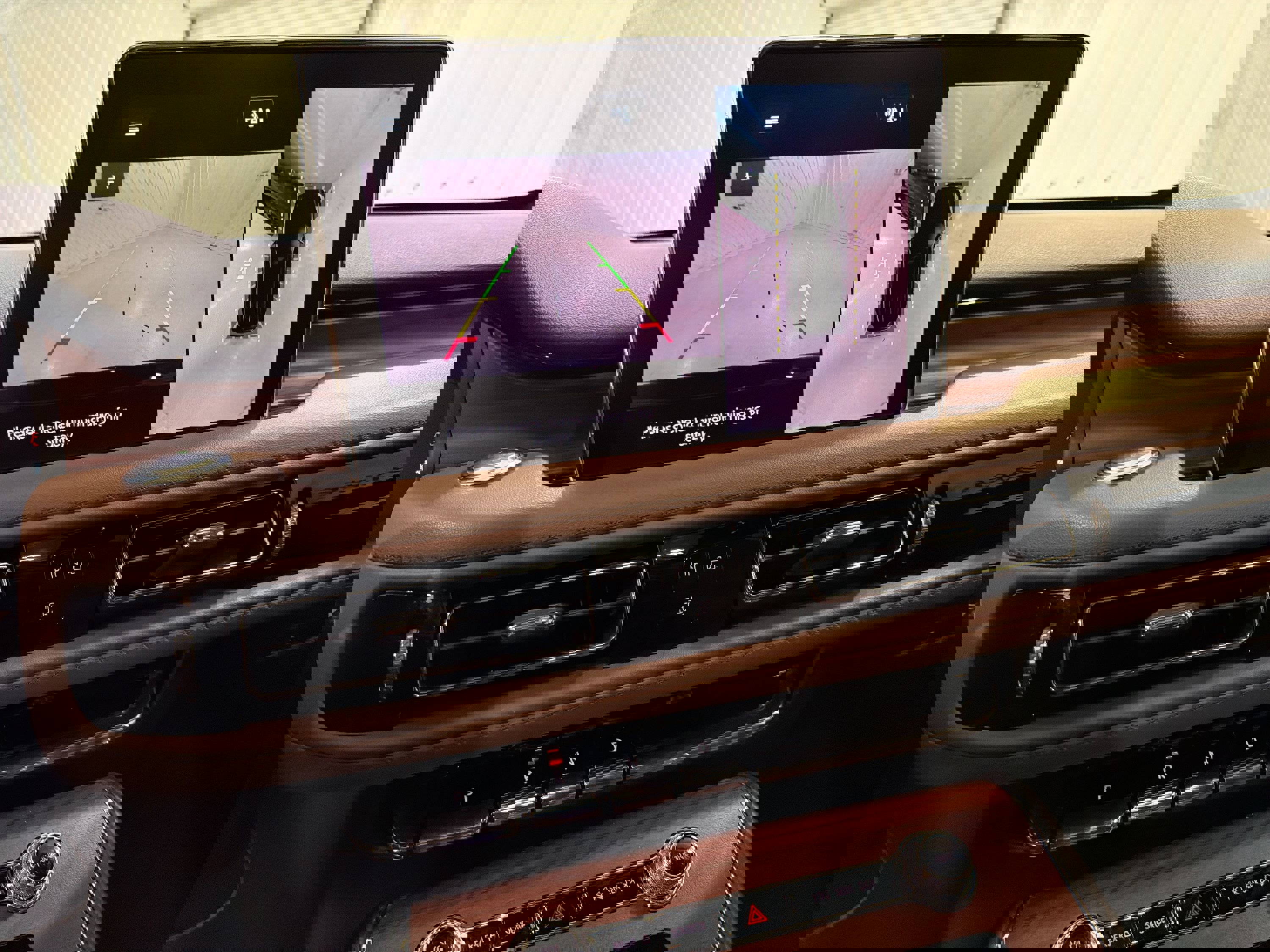 Used 2023 Lincoln Aviator Reserve w/ Equipment Group 201A image 18