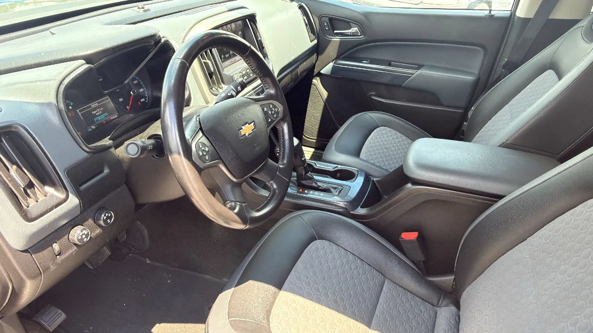 Used 2016 Chevrolet Colorado Z71 AWD/4WD image 10
