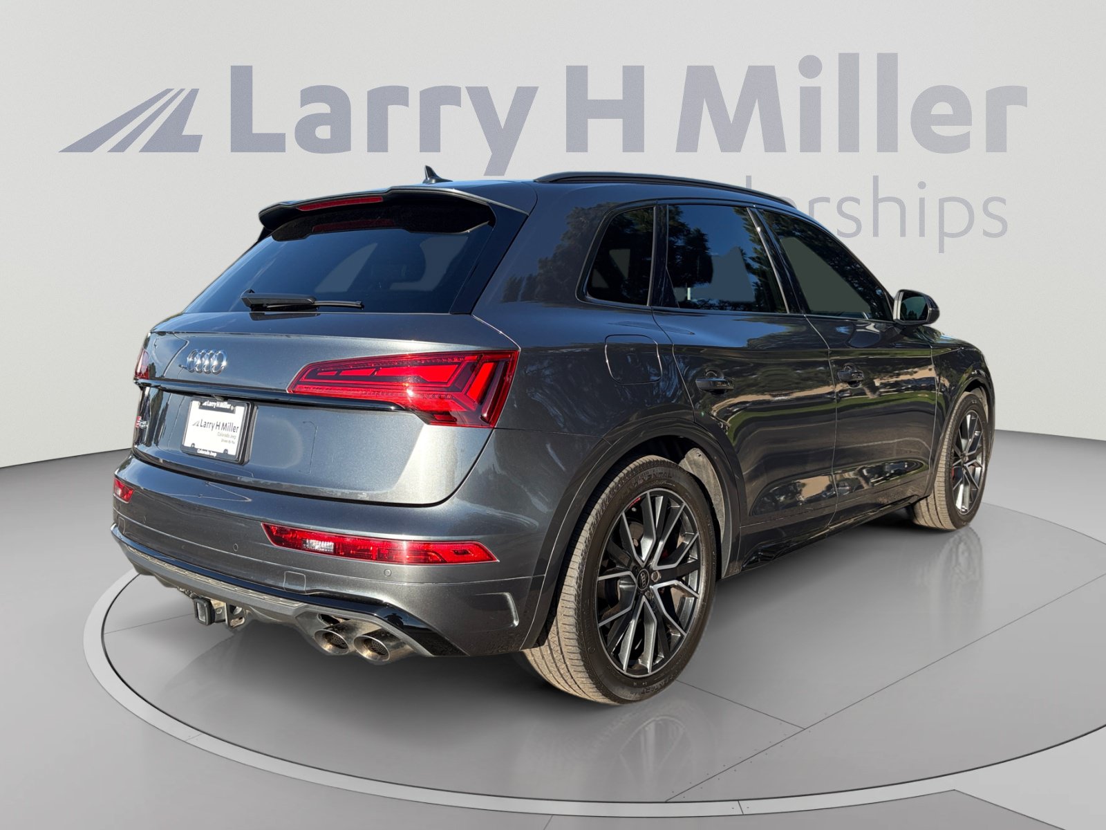Used 2023 Audi SQ5 Premium Plus w/ Premium Plus Package AWD/4WD image 5