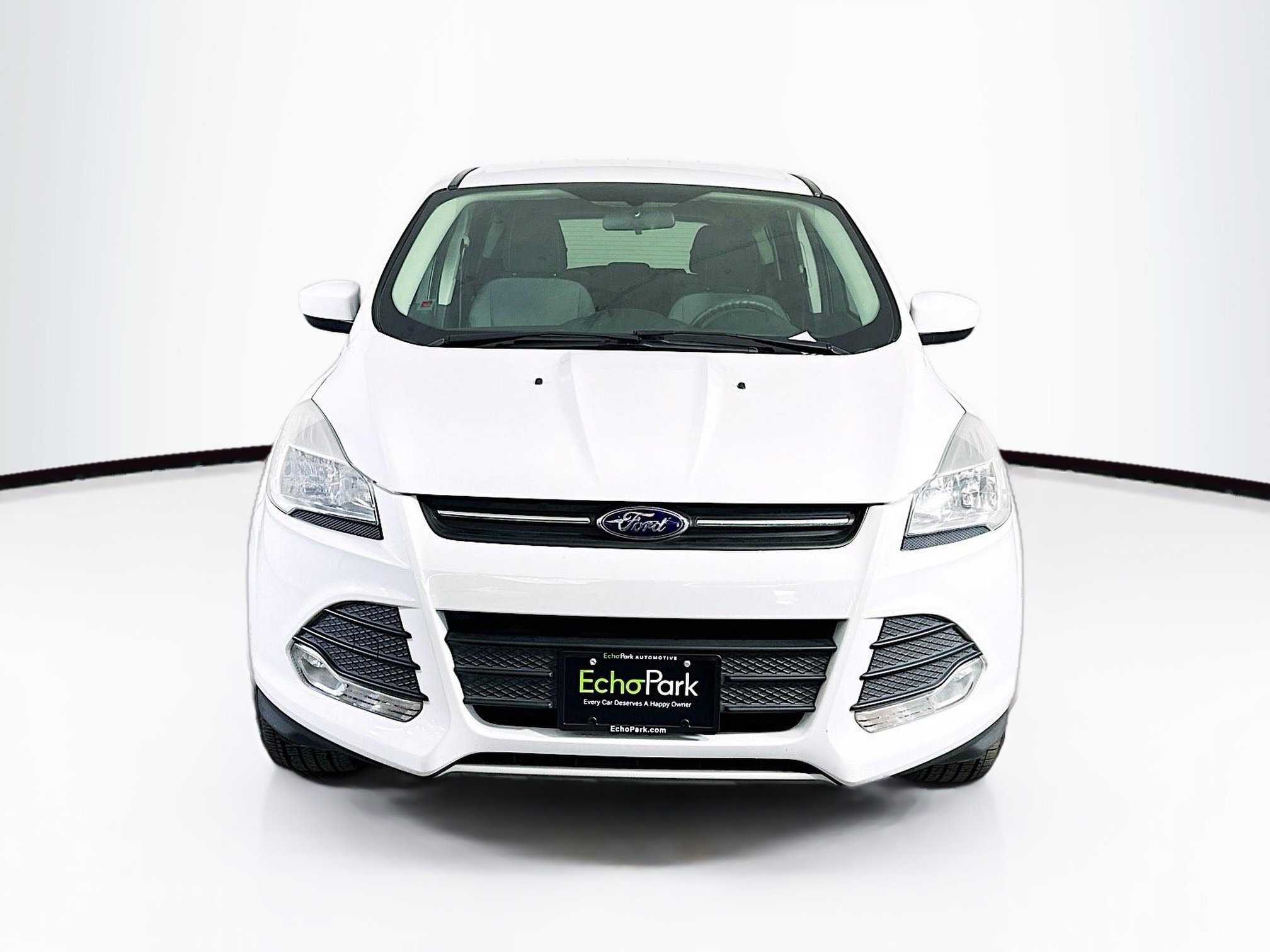 Used 2015 Ford Escape SE image 2