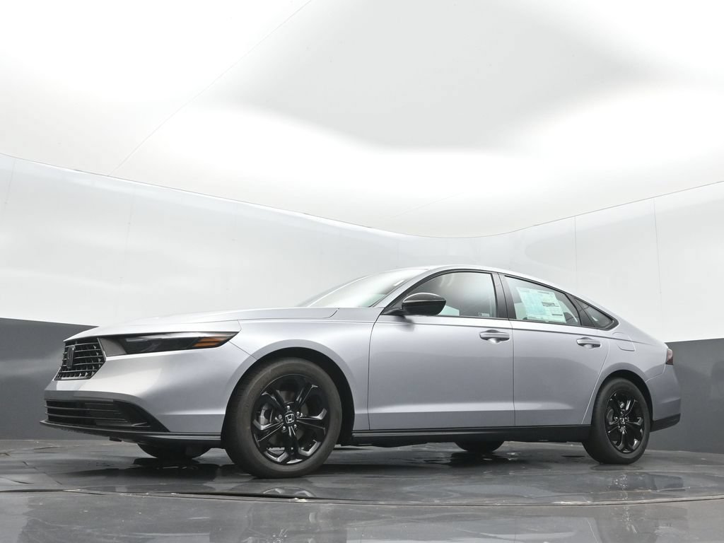 New 2025 Honda Accord SE image 13