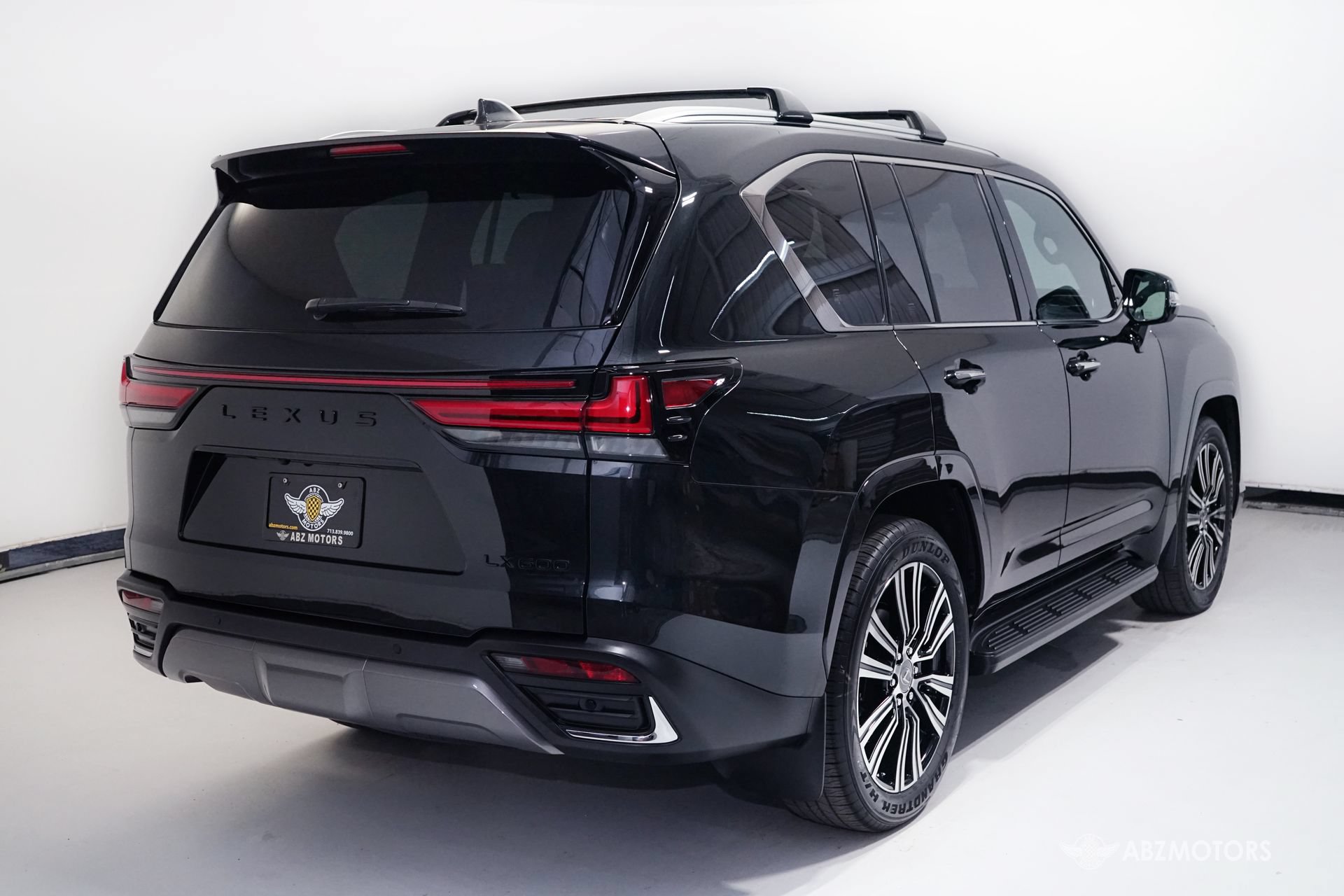 Used 2026 Lexus LX 600 4WD w/ Luxury Package image 5