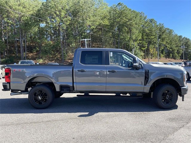 New 2026 Ford F250 XL image 2